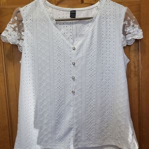 Cute never worn white lacy shirt